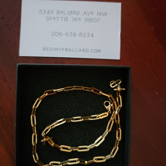 Gold filled paperclip necklace - Picture 5 of 6